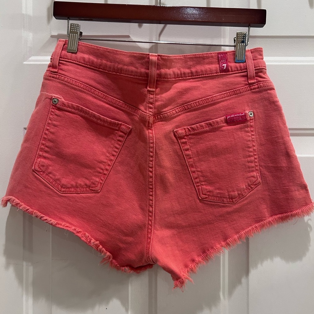7 For All Mankind Vibrant Coral Jean Shorts - Picture 3 of 3
